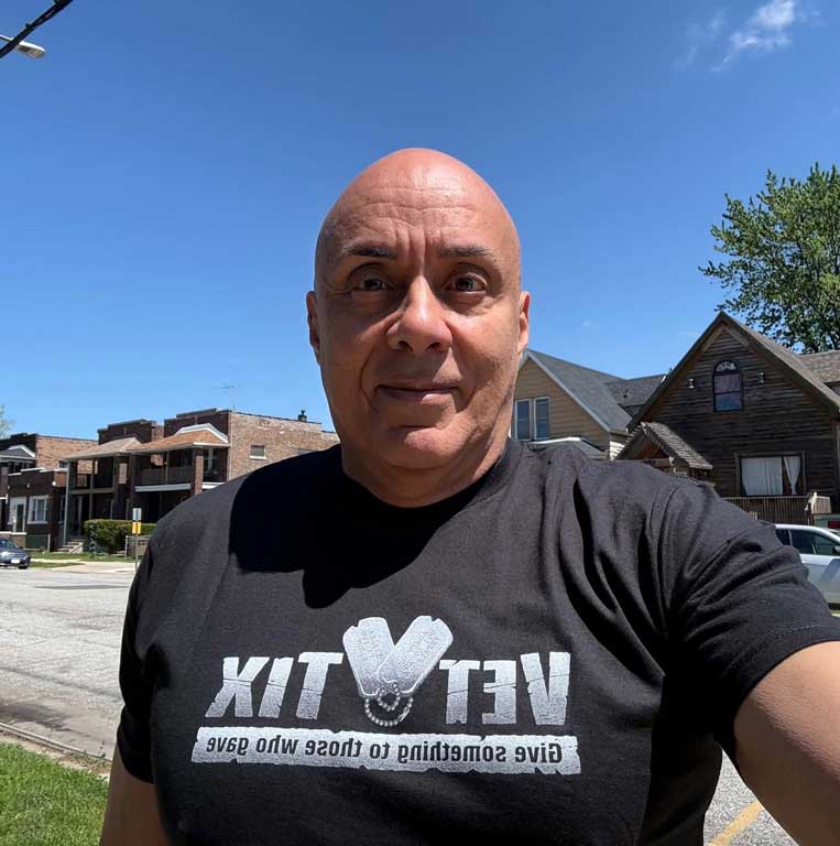 robert-garcia-streets-east-chicago