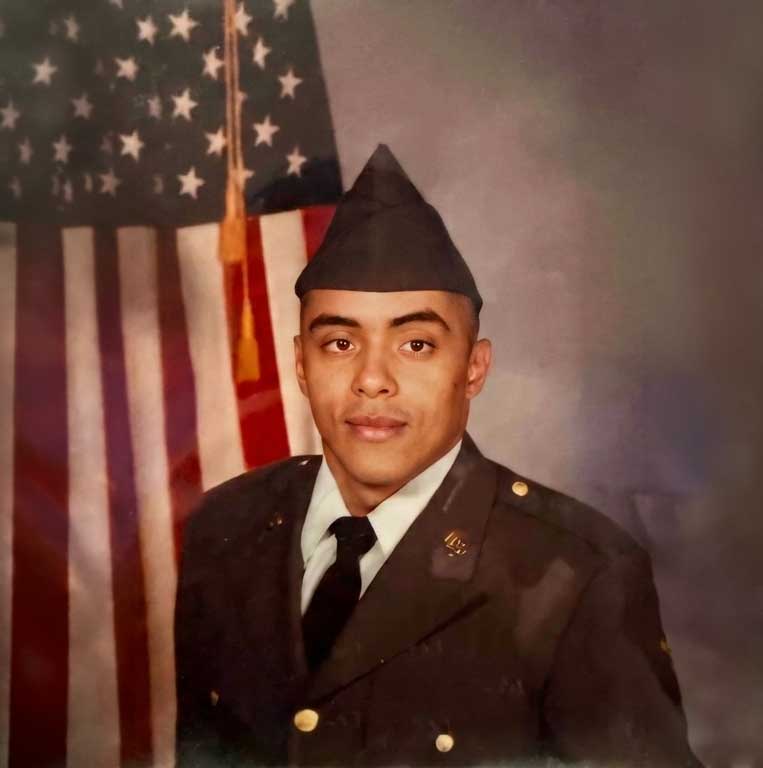 robert-garcia-veerans-army-east-chicago